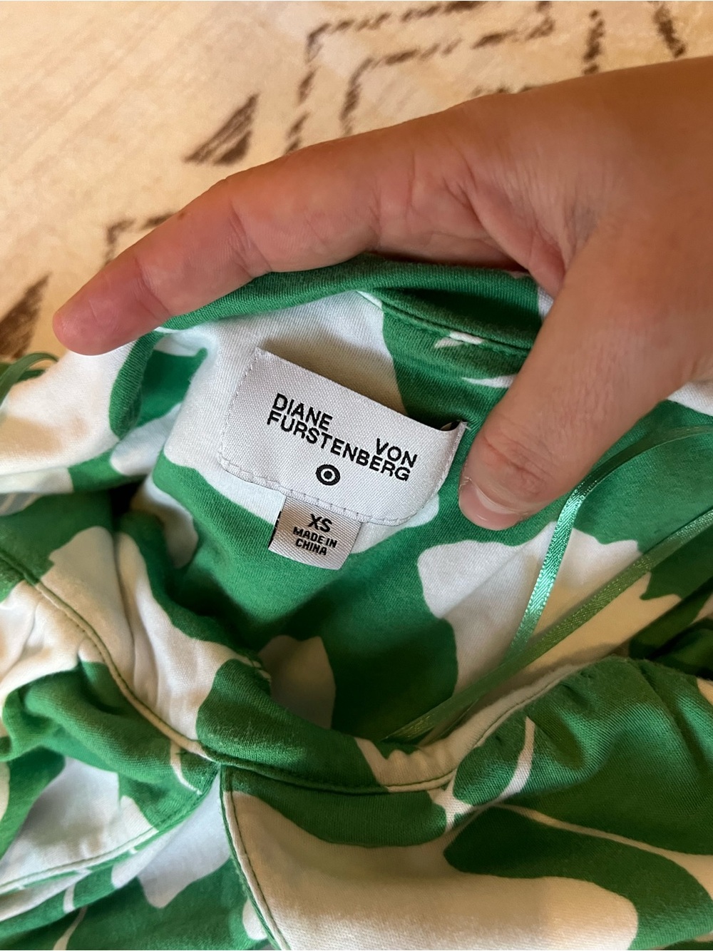 Diane Von Furstenberg Green White Halter Wide Leg Jumpsuit XS Designer Luxury - Picture 7 of 7